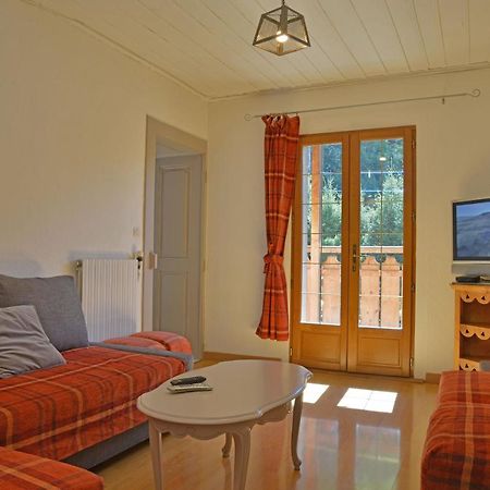 מונטריון Appartement Dans Chalet 5 Chambres 130 M2 Centre Village מראה חיצוני תמונה