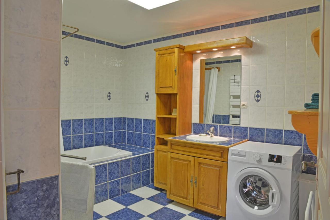 מונטריון Appartement Dans Chalet 5 Chambres 130 M2 Centre Village מראה חיצוני תמונה