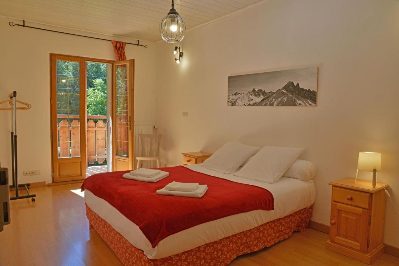 מונטריון Appartement Dans Chalet 5 Chambres 130 M2 Centre Village מראה חיצוני תמונה