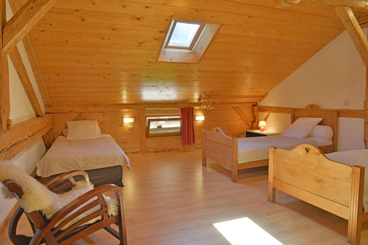 מונטריון Appartement Dans Chalet 5 Chambres 130 M2 Centre Village מראה חיצוני תמונה